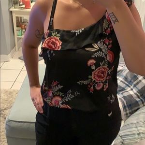 🌺One shoulder ruffle bodysuit 🌺